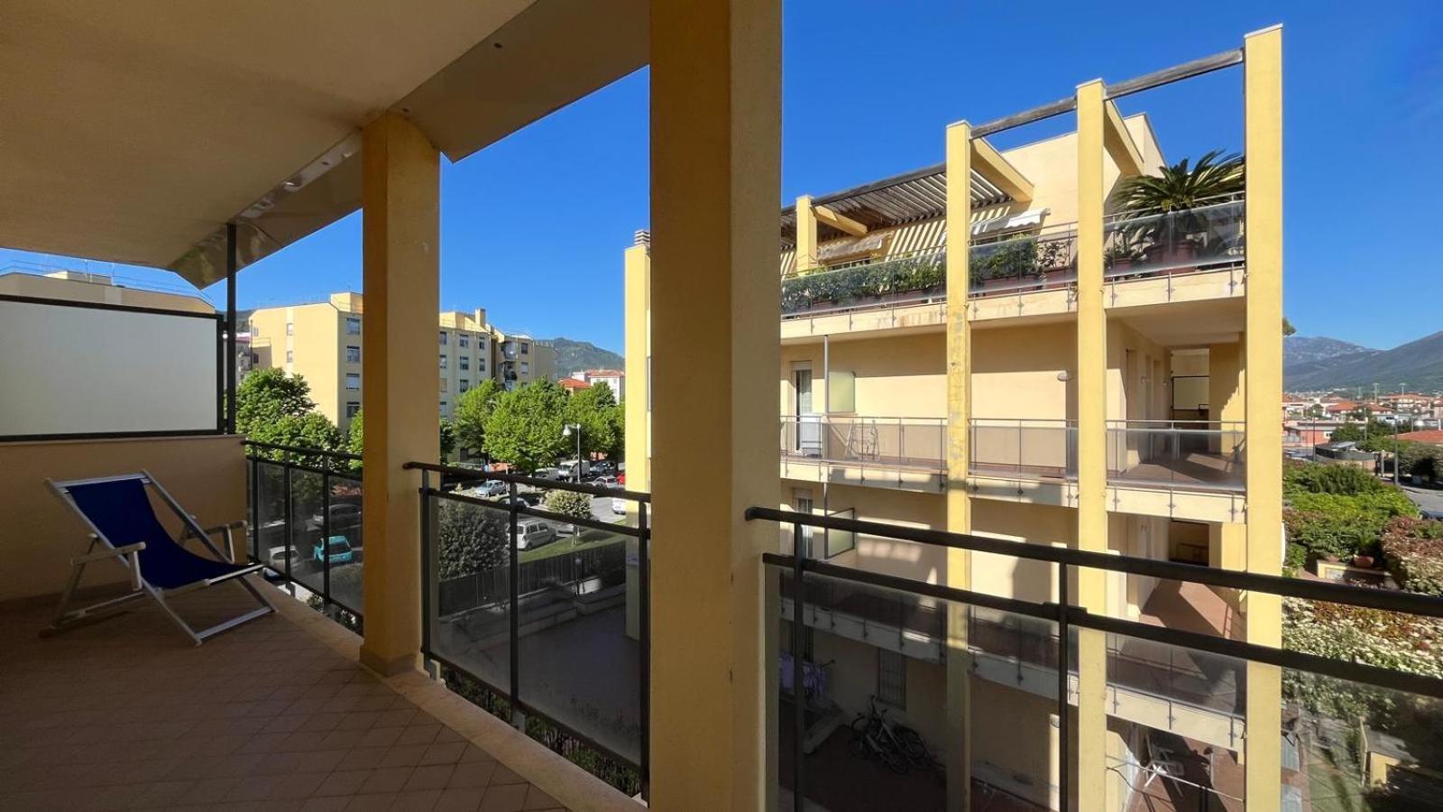 אלבניה Dea Apartments מראה חיצוני תמונה