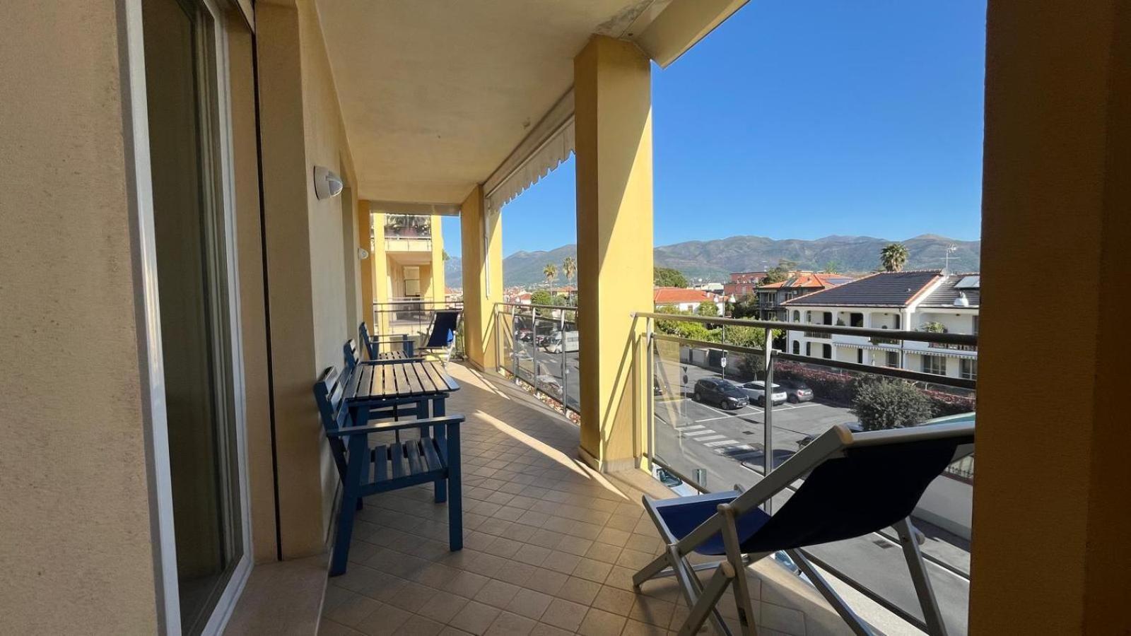 אלבניה Dea Apartments מראה חיצוני תמונה