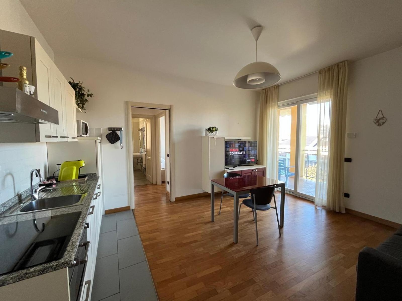 אלבניה Dea Apartments מראה חיצוני תמונה