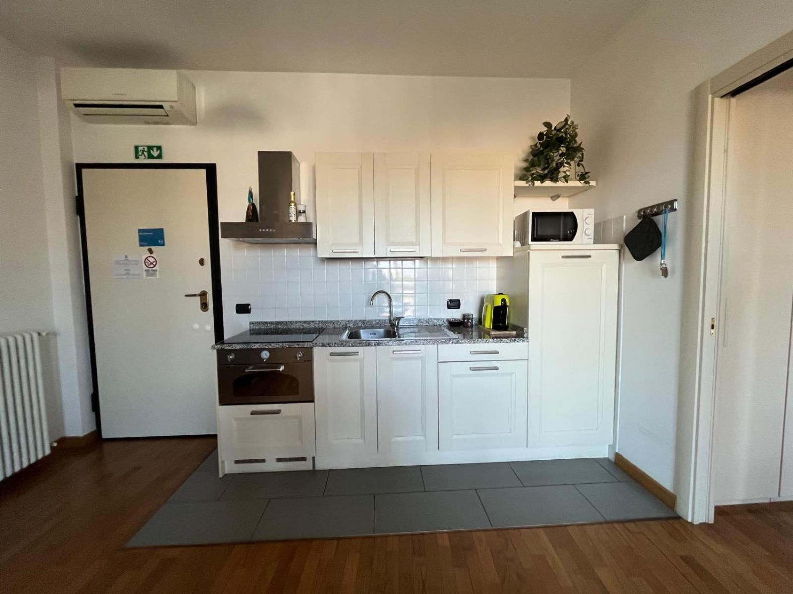 אלבניה Dea Apartments מראה חיצוני תמונה