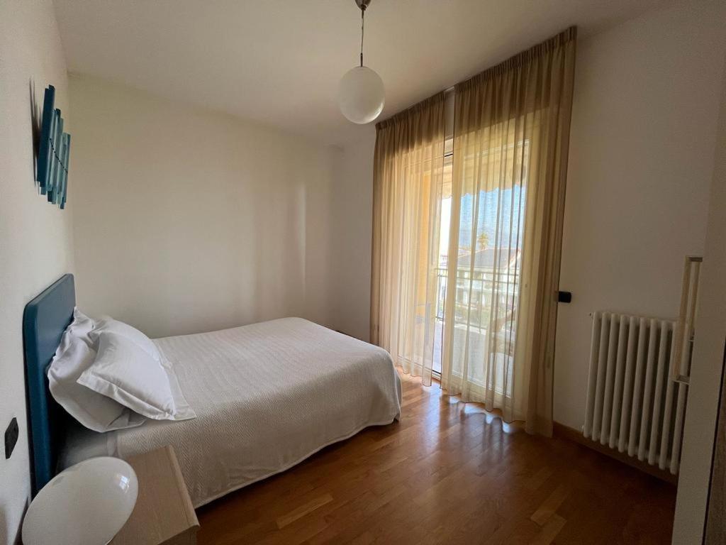 אלבניה Dea Apartments מראה חיצוני תמונה